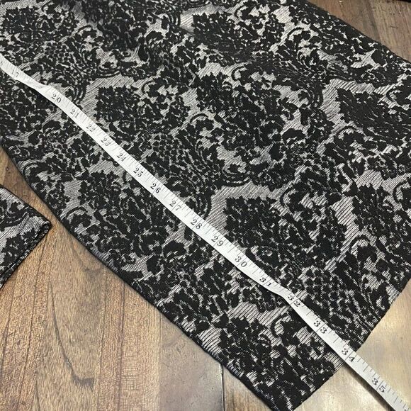 ONLY Bodycon Long Sleeve Dress - Picture 8 of 9